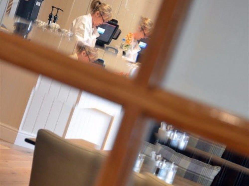 The Black Bull Inn Escrick Esterno foto